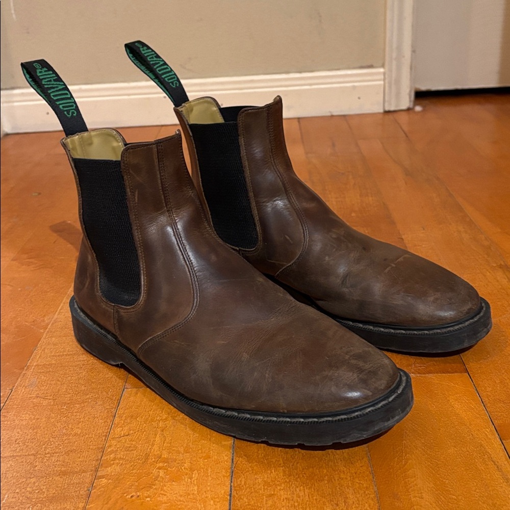Solovair boots - Picture 4 of 5